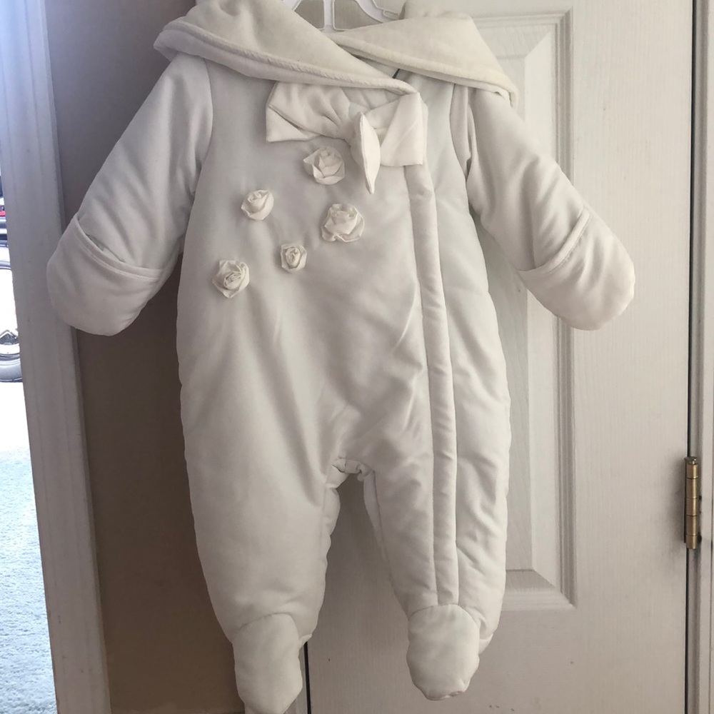 Baby girls white winter jumpsuit - Picture 1 of 5